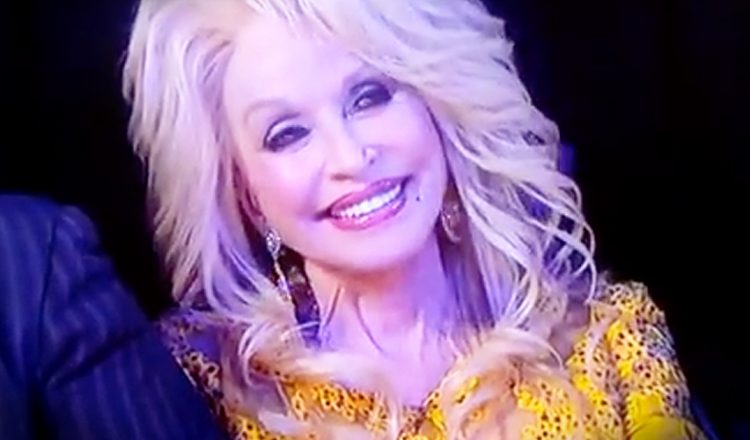 Dolly Parton CMA Awards tribute