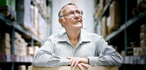 10 Down-to-Earth Celebrities Who Know How to Keep Life Simple _ Ingvar Kamprad _ IKEA _ everything inspirational