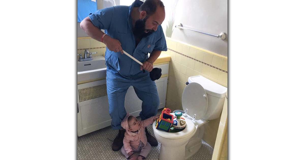 Dad Dresses Up With His Baby Girl And The Result Is So Funny _ everything inspirational