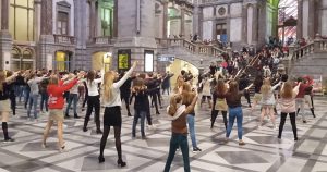 Train Station Turns Into Epic 'Grease' Flash Mob _ everything inspirational